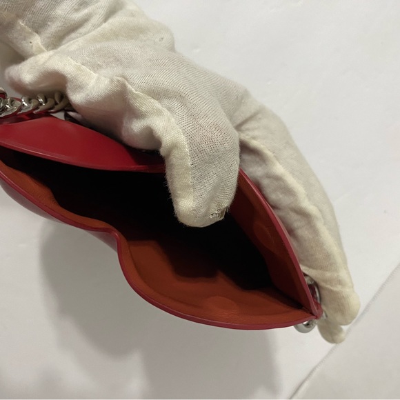 A’Cloud Heart shell heart wristlet/crossbody/bagcharm - Picture 4 of 7